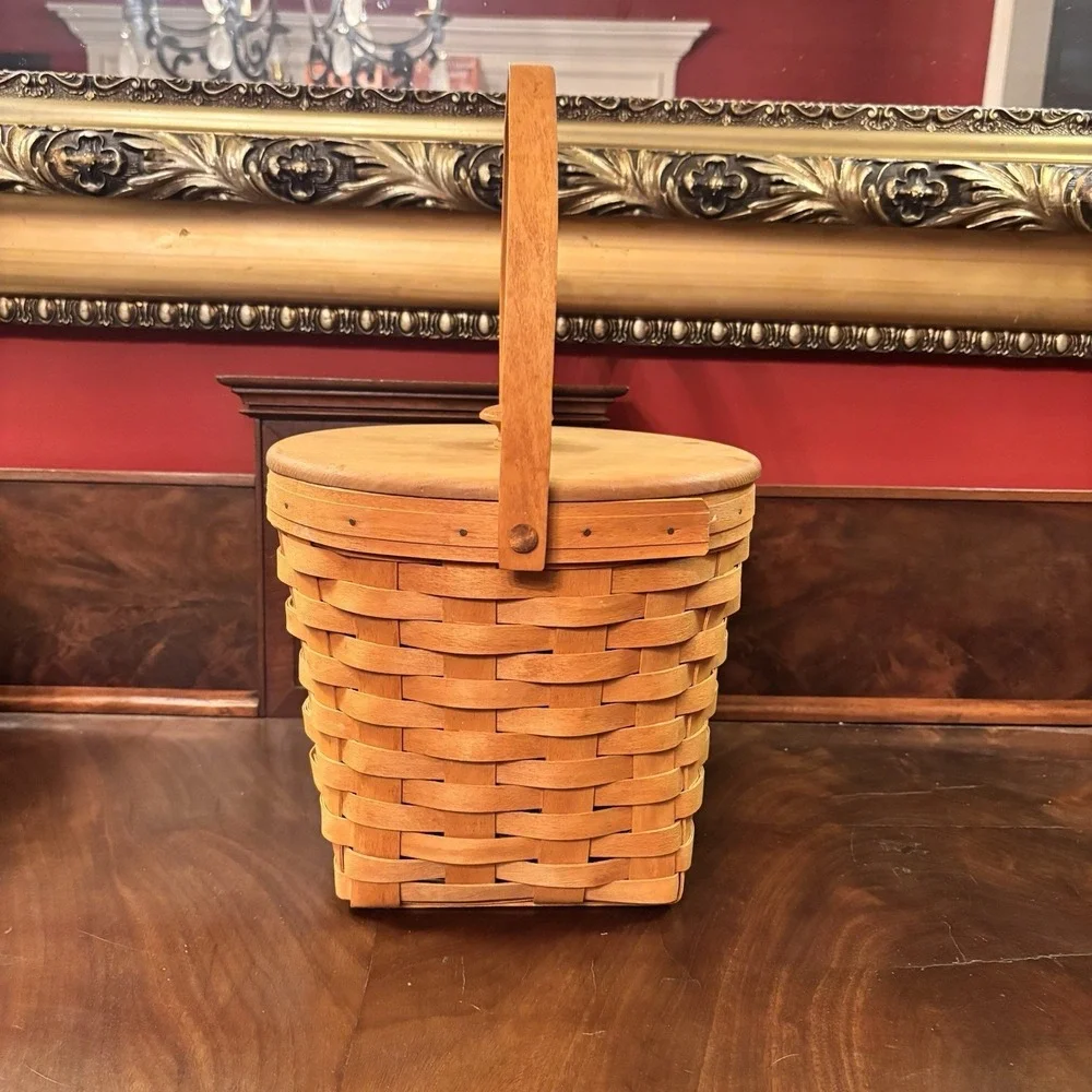 Longaberger 1995 Handwoven Fruit  Basket Wood Lid Plastic Liner Swing Handle